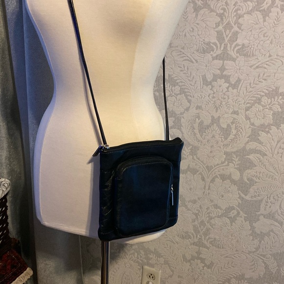 Clarks cross body leather black bag - Picture 1 of 9